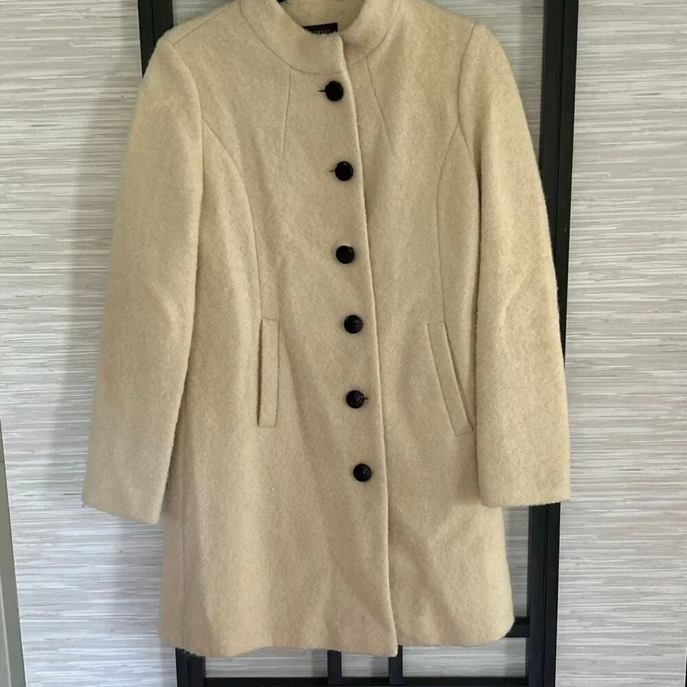 Victoria's Secret cream wool winter jacket size 6
